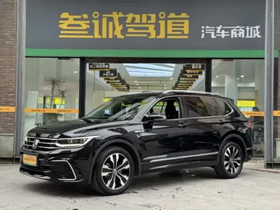 Volkswagen Tiguan L · 2022 год