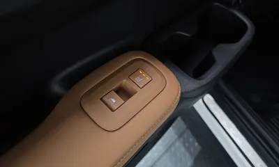 Hyundai Santafe 2024, 23658 км, за 26969.88 USD - фото 35