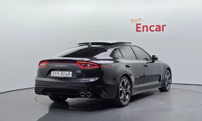 Kia Stinger 2019, 92218 км, за 12931.6 USD
