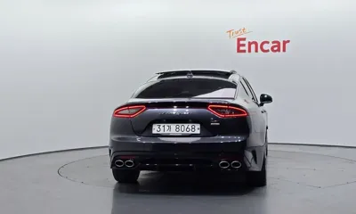 Kia Stinger 2019, 92218 км, за 12931.6 USD