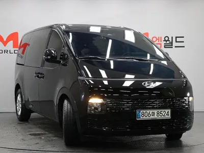 Hyundai Staria 2022, 156196 км, за 11916.39 USD