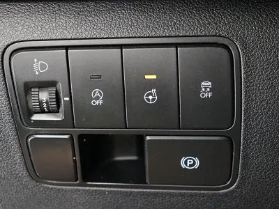 Hyundai Staria 2022, 156196 км, за 11904.77 USD - фото 13