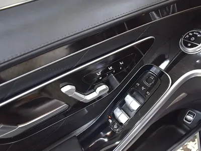 Mercedes-Benz S-Class 2021, 63795 км, за 57654.75 USD - фото 6