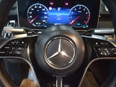 Mercedes-Benz S-Class 2021, 63795 км, за 57654.75 USD - фото 10