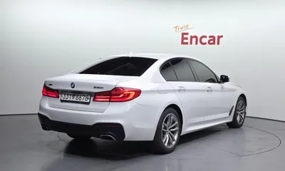 BMW 5-Series 2017, 127645 км, за 15688.59 USD