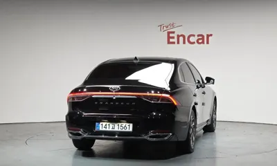Hyundai Grandeur 2022, 48903 км, за 15534.12 USD