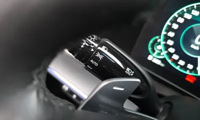 Hyundai Grandeur 2022, 48903 км, за 15534.12 USD - фото 28