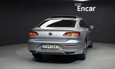 Volkswagen Arteon 2020, 157992 км, за 11809.11 USD