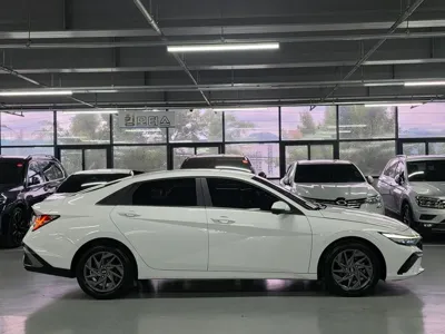 Hyundai Avante 2024, 31684 км, за 17100.99 USD - фото 7