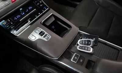 Hyundai Grandeur 2021, 31495 км, за 15747.67 USD - фото 9