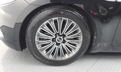 Kia K9 2013, 147143 км, за 4228.47 USD