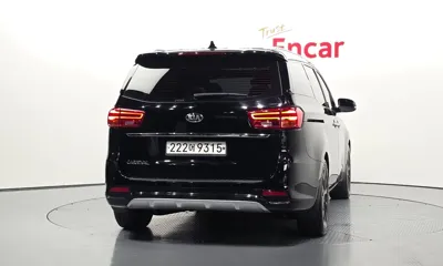 Kia Canival 2019, 116107 км, за 10831.04 USD