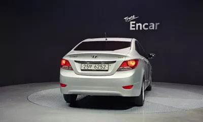 Hyundai Accent 2011, 143692 км, за 2280.13 USD