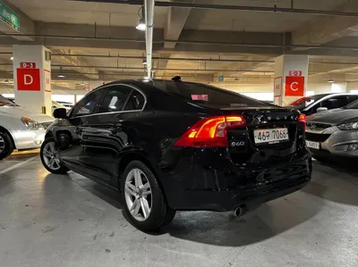 Volvo S60 2014, 173730 км, за 2918.81 USD