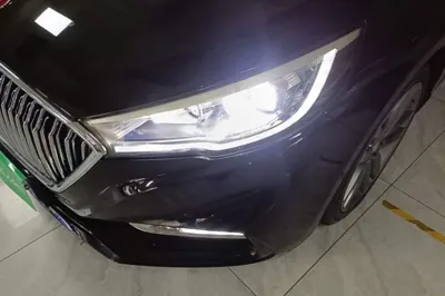 Hongqi H5 2018, 93200 км, за 7682 USD - фото 6