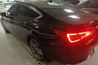 Hongqi H5 2018, 93200 км, за 7682 USD - фото 8