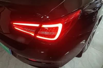 Hongqi H5 2018, 93200 км, за 7682 USD - фото 9