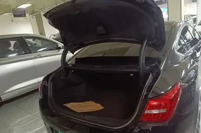 Hongqi H5 2018, 93200 км, за 7682 USD - фото 22