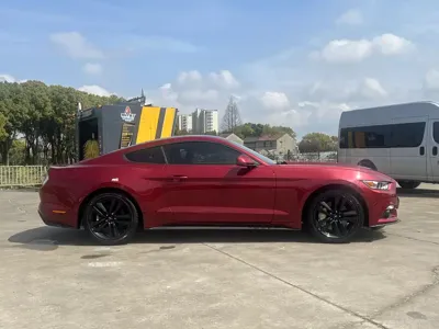 Ford Mustang 2017, 40000 км, за 10255.36 USD