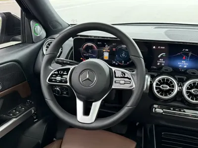 Mercedes-Benz GLB 2020, 76000 км, за 17627.67 USD