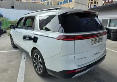 Kia Canival 2023, 87020 км, за 4221.5 USD - фото 9