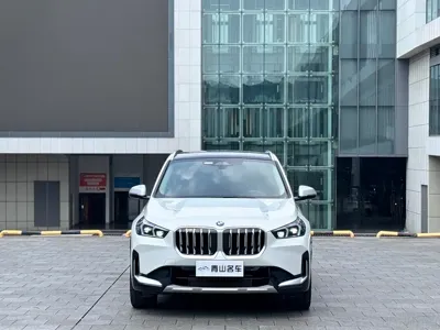 BMW X1 2024, 30000 км, за 21777.09 USD