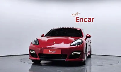 Porsche Panamera 2013, 69911 км, за 24429.98 USD