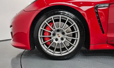 Porsche Panamera 2013, 69911 км, за 24429.98 USD