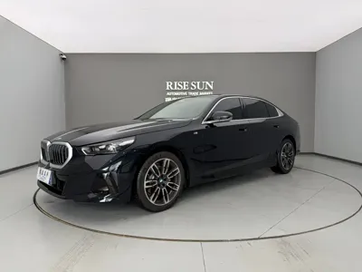 BMW 5 Series · 2026 год
