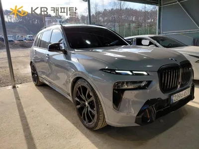 BMW X7 2024, 72800 км, за 76679.06 USD