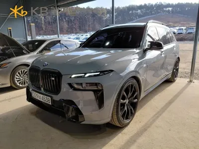 BMW X7 2024, 72800 км, за 76679.06 USD