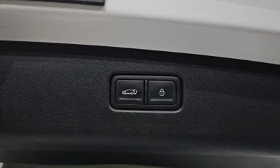 Genesis GV70 2025, 33162 км, за 37702.66 USD - фото 37