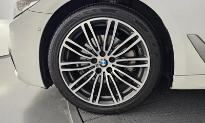 BMW 5-Series 2020, 70570 км, за 21005.65 USD