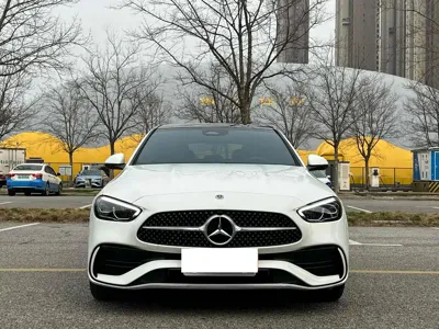 Mercedes-Benz C-Class 2025, 4800 км, за 29758.39 USD