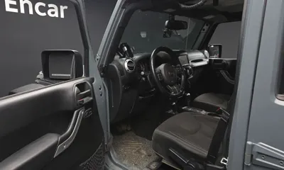 Jeep Wrangler 2015, 205439 км, за 9183.41 USD - фото 10