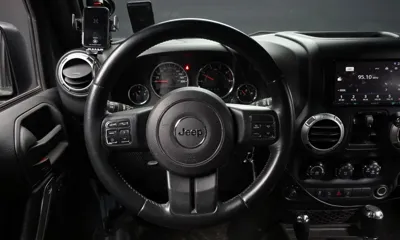 Jeep Wrangler 2015, 205439 км, за 9183.41 USD - фото 14