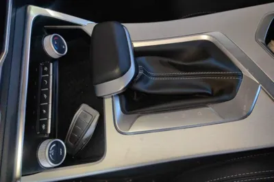 Geely Auto Coolray 2025, 800 км, за 8997 USD - фото 17