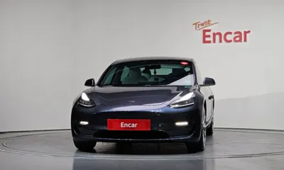 Tesla Model 3 2020, 56955 км, за 22121.57 USD