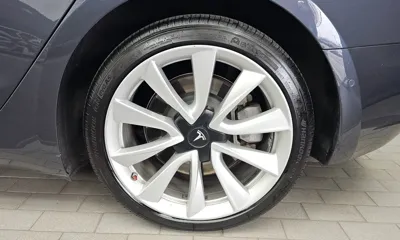 Tesla Model 3 2020, 56955 км, за 21944.38 USD - фото 21