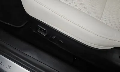 Tesla Model 3 2020, 56955 км, за 21944.38 USD - фото 31