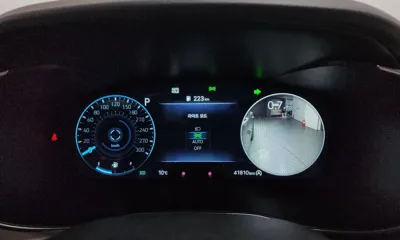 Genesis G70 2023, 41810 км, за 16114.96 USD - фото 8