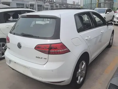 Volkswagen Golf 2014, 98699 км, за 5208.85 USD