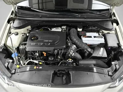 Hyundai Avante 2018, 59917 км, за 4594.98 USD - фото 6