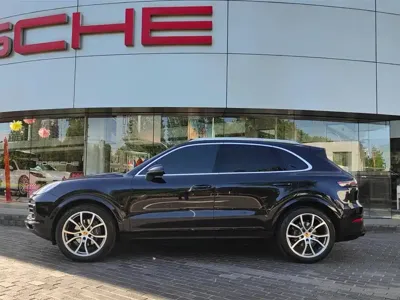 Porsche Cayenne 2021, 71000 км, за 64154.14 USD