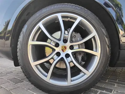 Porsche Cayenne 2021, 71000 км, за 64154.14 USD