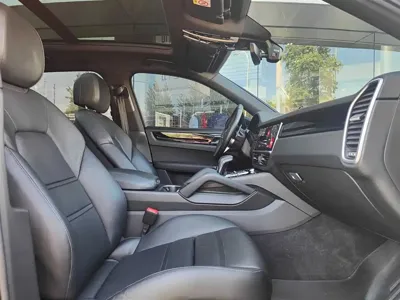 Porsche Cayenne 2021, 71000 км, за 63972.77 USD - фото 18