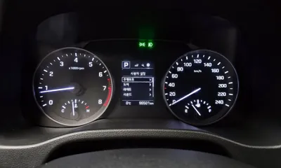 Hyundai Avante 2017, 96501 км, за 5761.58 USD - фото 8