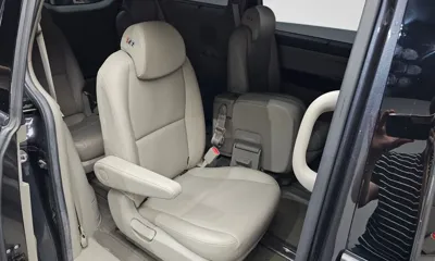 Kia Canival 2019, 123860 км, за 8347.9 USD - фото 11