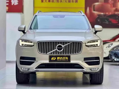 Volvo XC90 2016, 117000 км, за 21629.88 USD