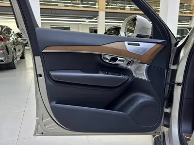 Volvo XC90 2016, 117000 км, за 21539.45 USD - фото 14